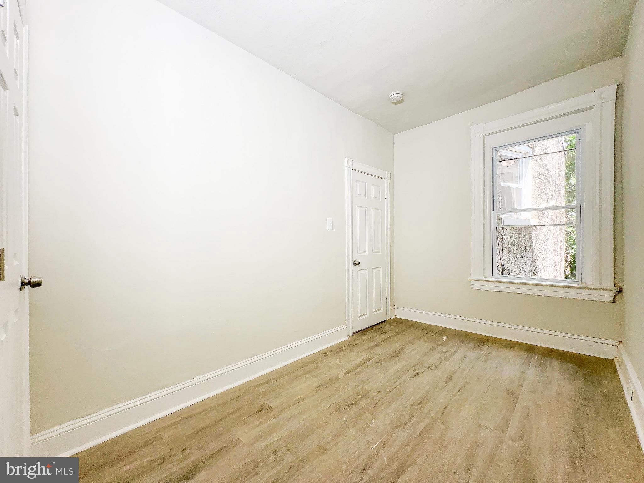 3010 Grayson Street Baltimore, MD 21216 - Photo 6 of 23