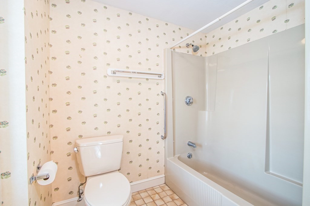 920 Main Street, Unit 21 Barnstable, MA 02655 - Photo 17 of 21