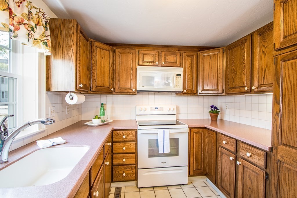 920 Main Street, Unit 21 Barnstable, MA 02655 - Photo 9 of 21