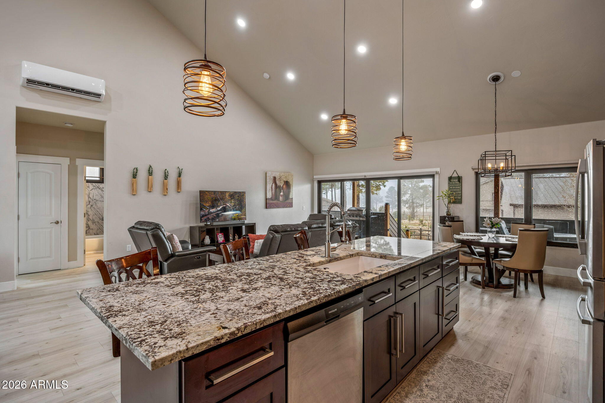 2270 Spitfire Circle Overgaard, AZ 85933 - Photo 14 of 47