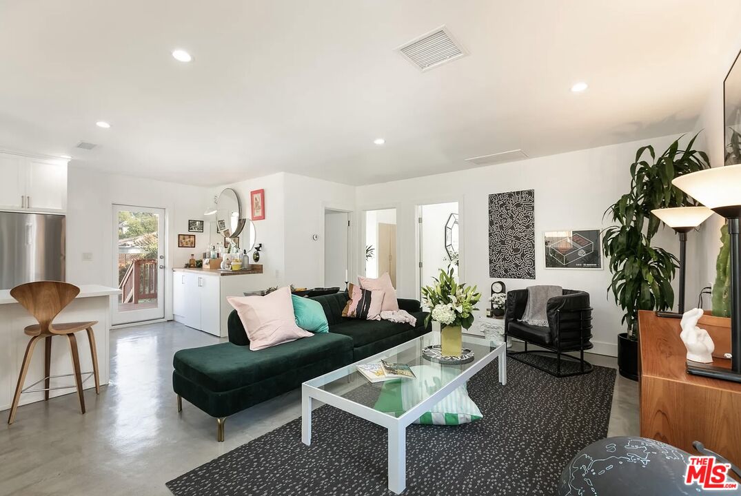 4234 Verdugo Road Los Angeles, CA 90065 - Photo 5 of 20