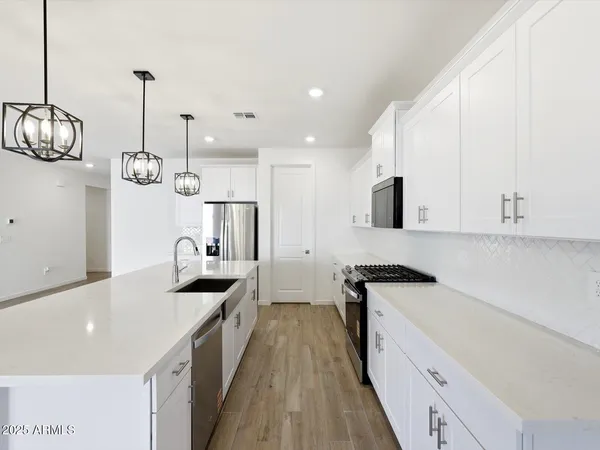 $439,990 | 37292 West Parador Lane, Maricopa, AZ 85138