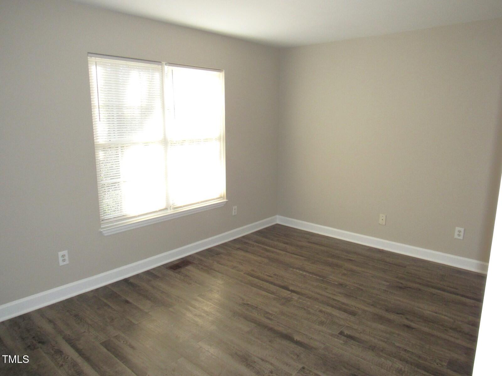 1313 Swingline Way Raleigh, NC 27610 - Photo 7 of 26 Living room