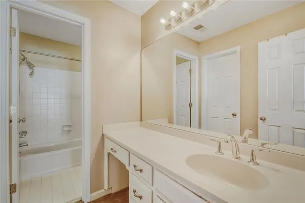 $3,500 | 1111 Lake Washington Drive Northwest, Lawrenceville, GA 30043