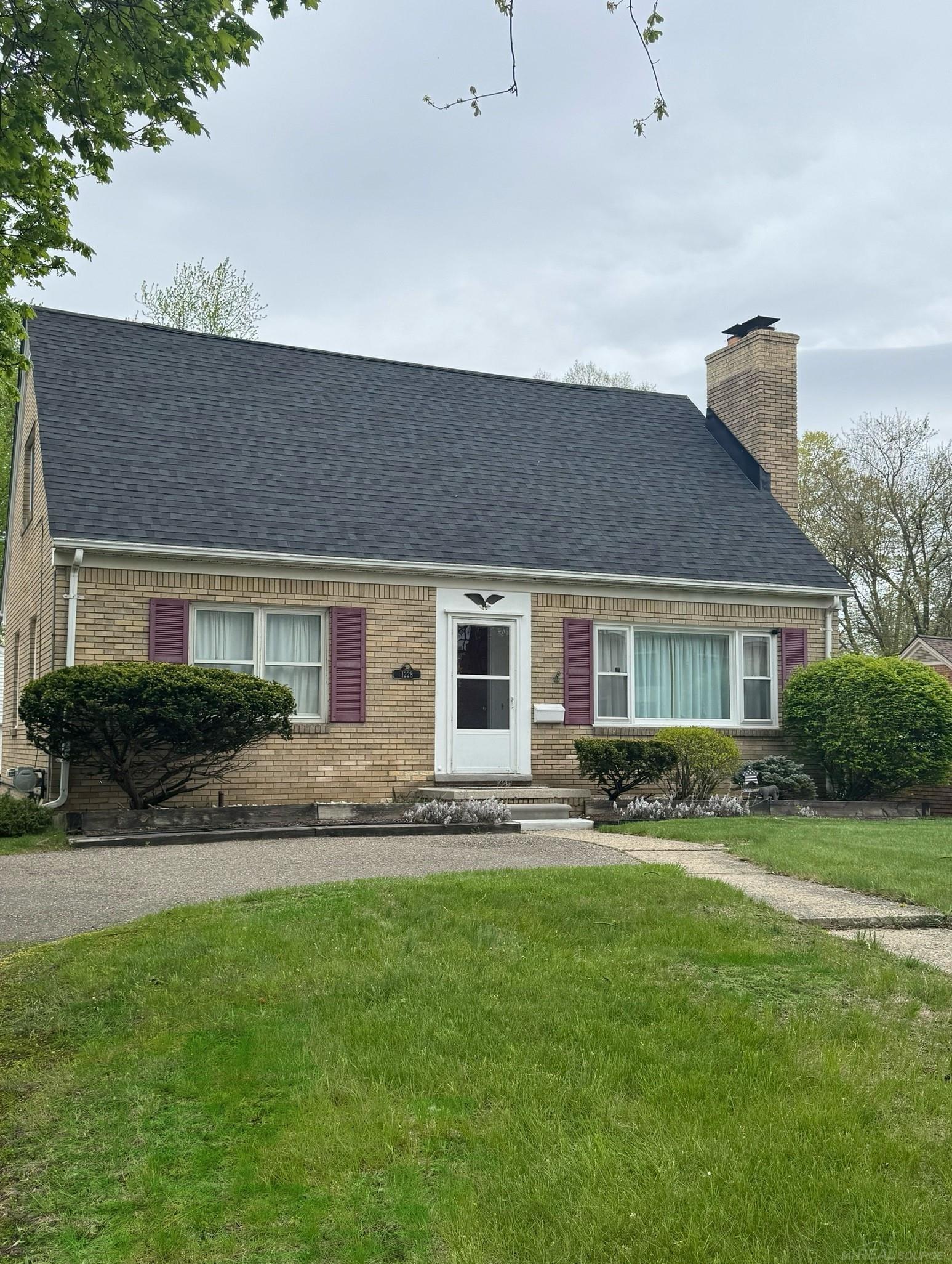 1228 North Main Street Rochester, MI 48307 - Photo 2 of 24