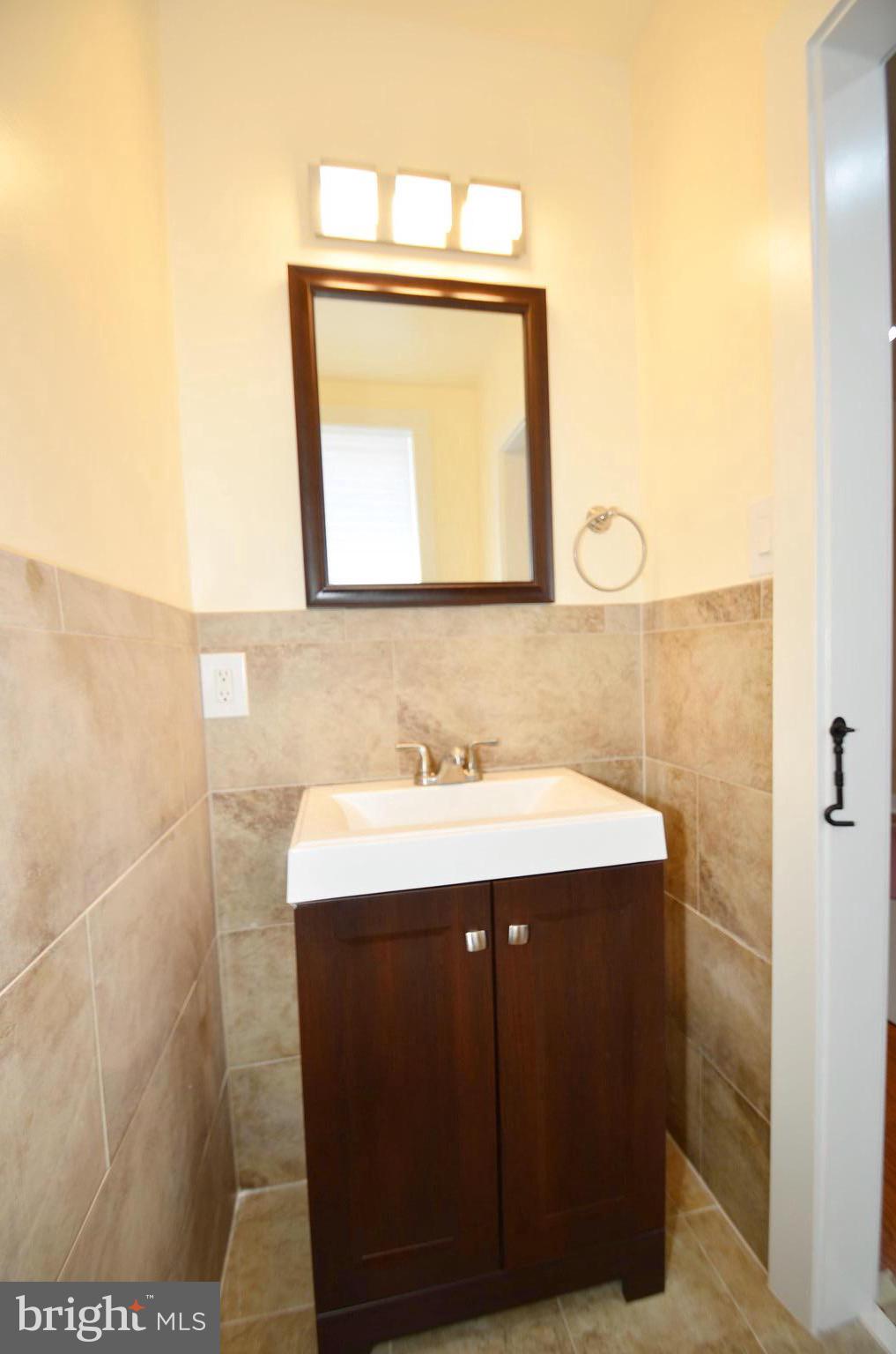 5780 Haddington Lane Philadelphia, PA 19131 - Photo 21 of 36