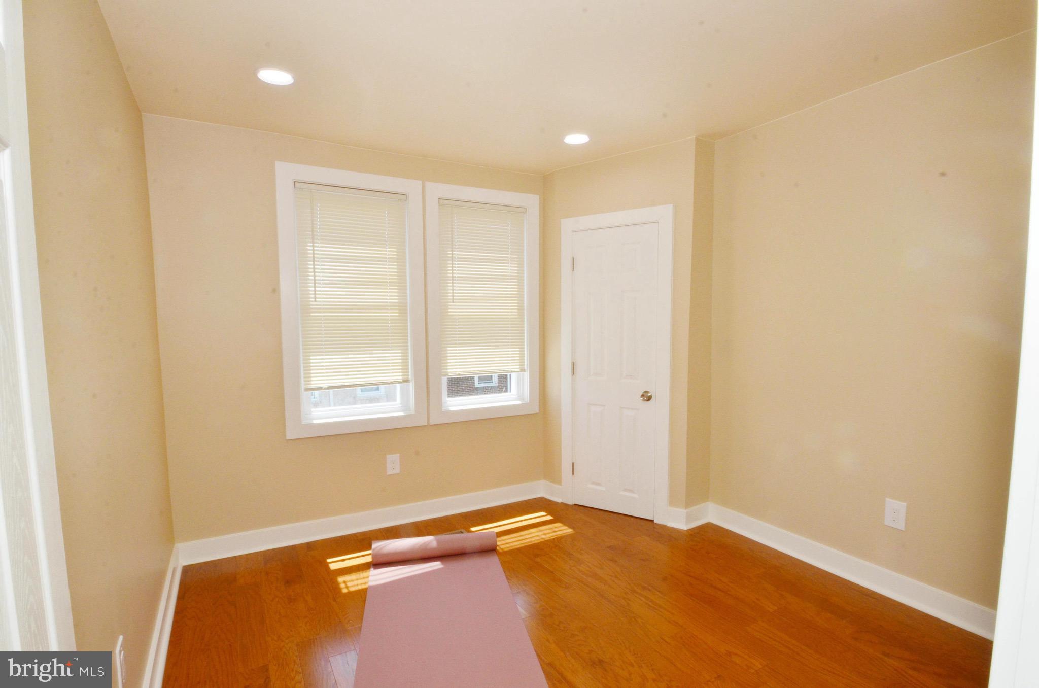 5780 Haddington Lane Philadelphia, PA 19131 - Photo 7 of 36