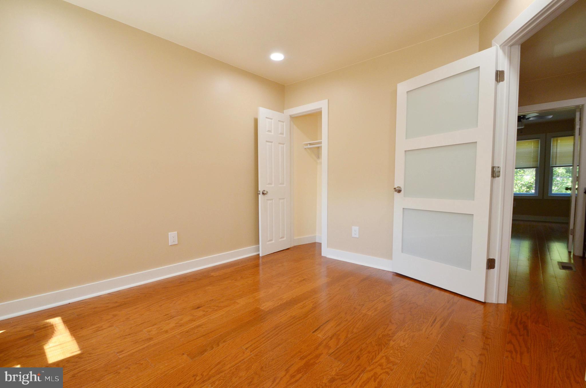 5780 Haddington Lane Philadelphia, PA 19131 - Photo 9 of 36