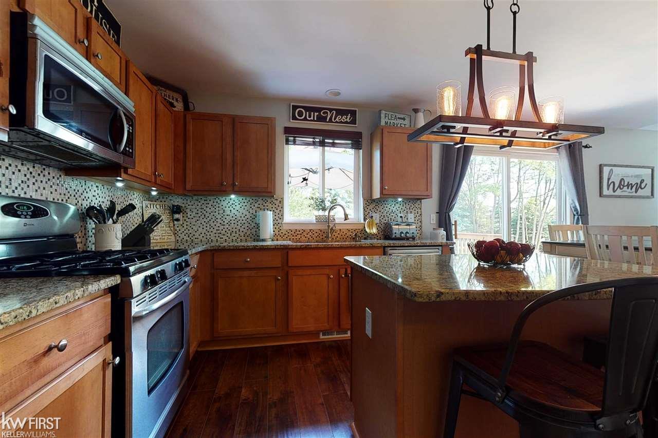 447 Otter Run Road Holly, MI 48442 - Photo 14 of 55 50014329-13.JPG