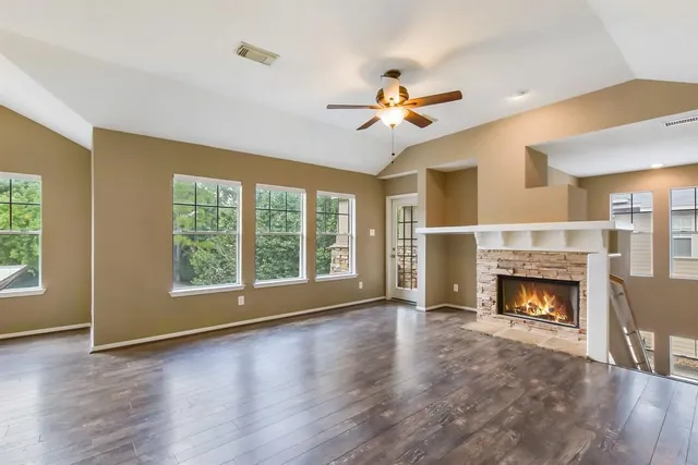 $2,000 | 80 Scarlet Woods Court, The Woodlands, TX 77380