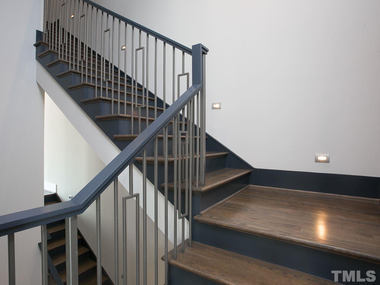 2101 Cameron Manor Lane, Unit 111 Raleigh, NC 27605 - Photo 12 of 30