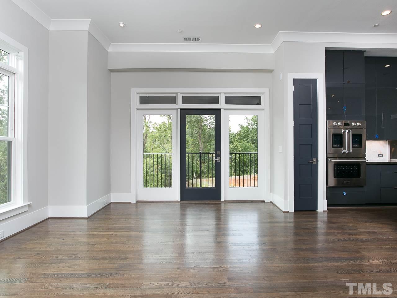 2101 Cameron Manor Lane, Unit 111 Raleigh, NC 27605 - Photo 15 of 30
