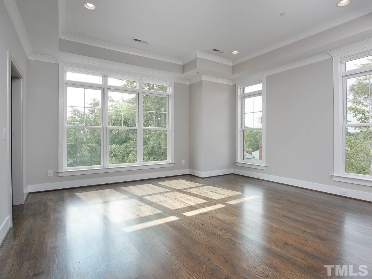 2101 Cameron Manor Lane, Unit 111 Raleigh, NC 27605 - Photo 18 of 30