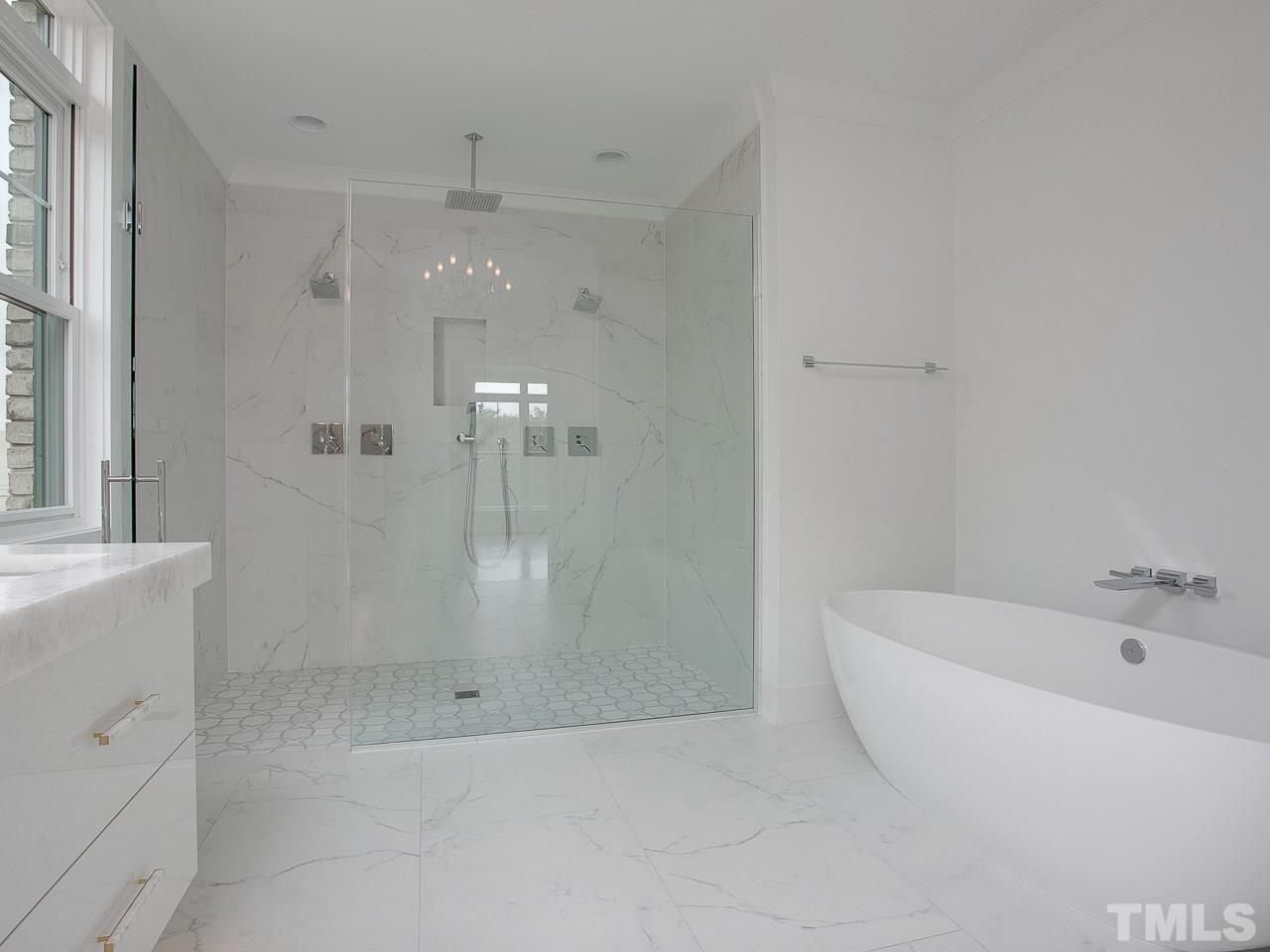 2101 Cameron Manor Lane, Unit 111 Raleigh, NC 27605 - Photo 22 of 30