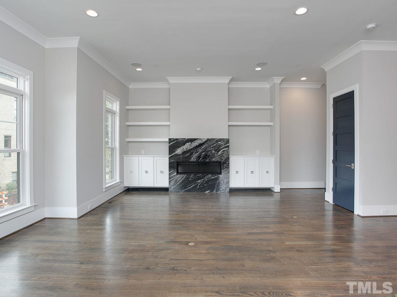 2101 Cameron Manor Lane, Unit 111 Raleigh, NC 27605 - Photo 6 of 30
