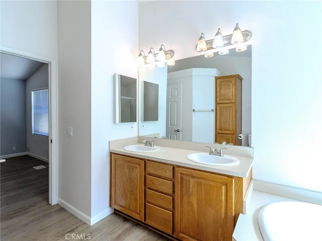 $2,500 | 1157 Greenhill Way, Corona, CA 92882