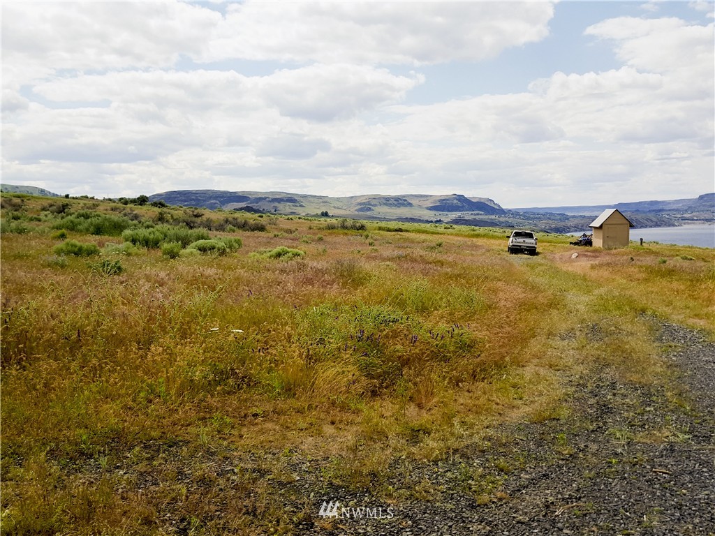 4199 East Spring Canyon Road Grand Coulee, WA 99133 - Photo 11 of 24 Gallery Image 11