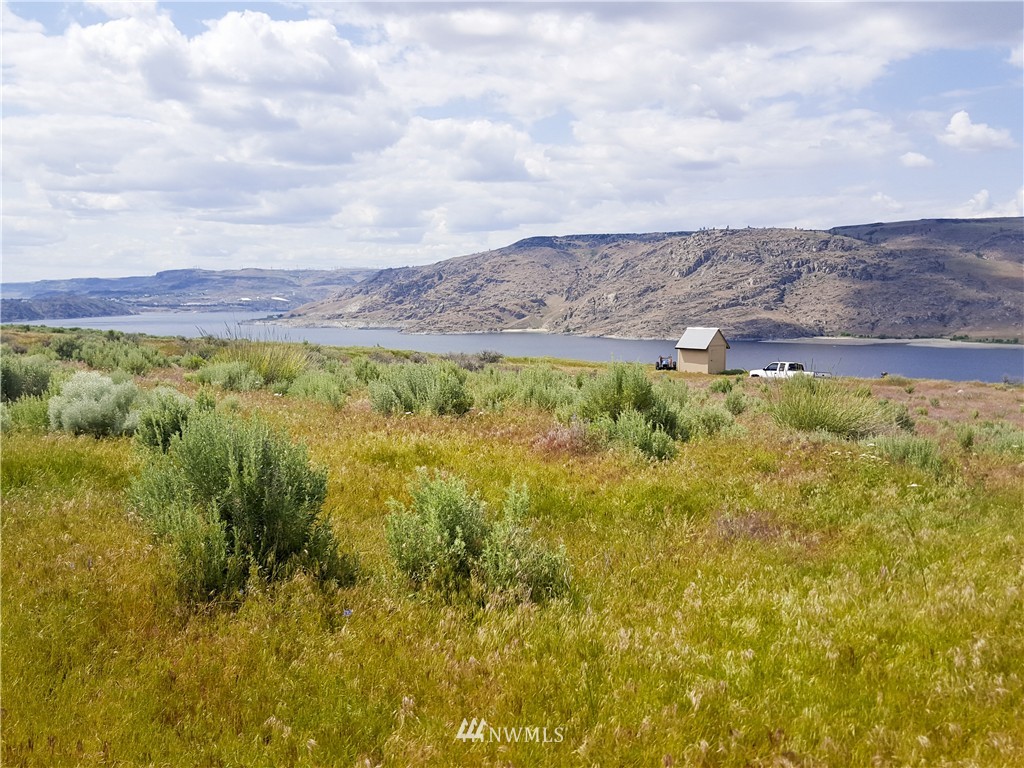 4199 East Spring Canyon Road Grand Coulee, WA 99133 - Photo 13 of 24 Gallery Image 13