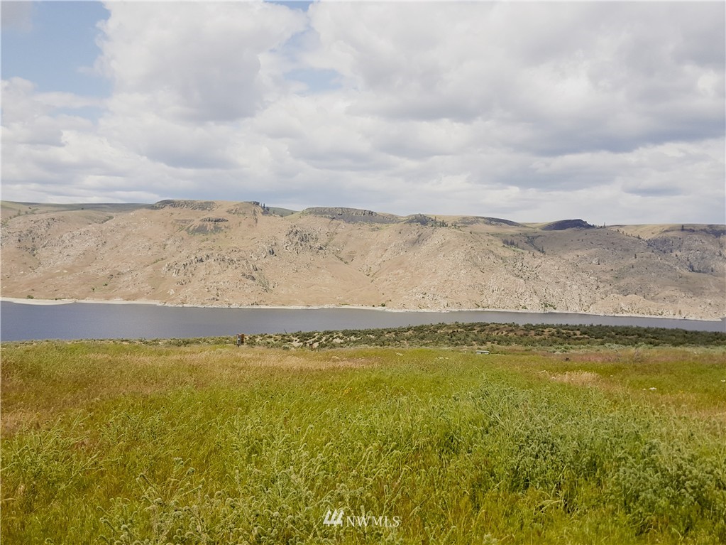 4199 East Spring Canyon Road Grand Coulee, WA 99133 - Photo 8 of 24 Gallery Image 8