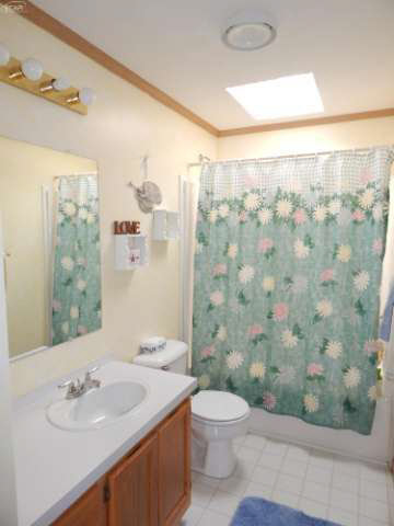 8525 North Genesee Road Mount Morris, MI 48458 - Photo 20 of 27 20877467-20.JPG