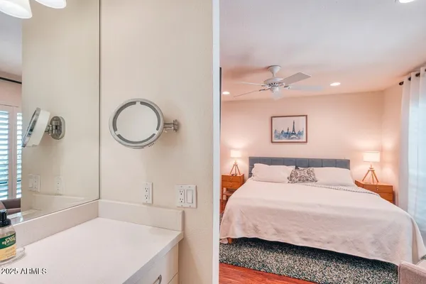 $2,195 | 5221 North 24th Street, Unit 102, Phoenix, AZ 85016