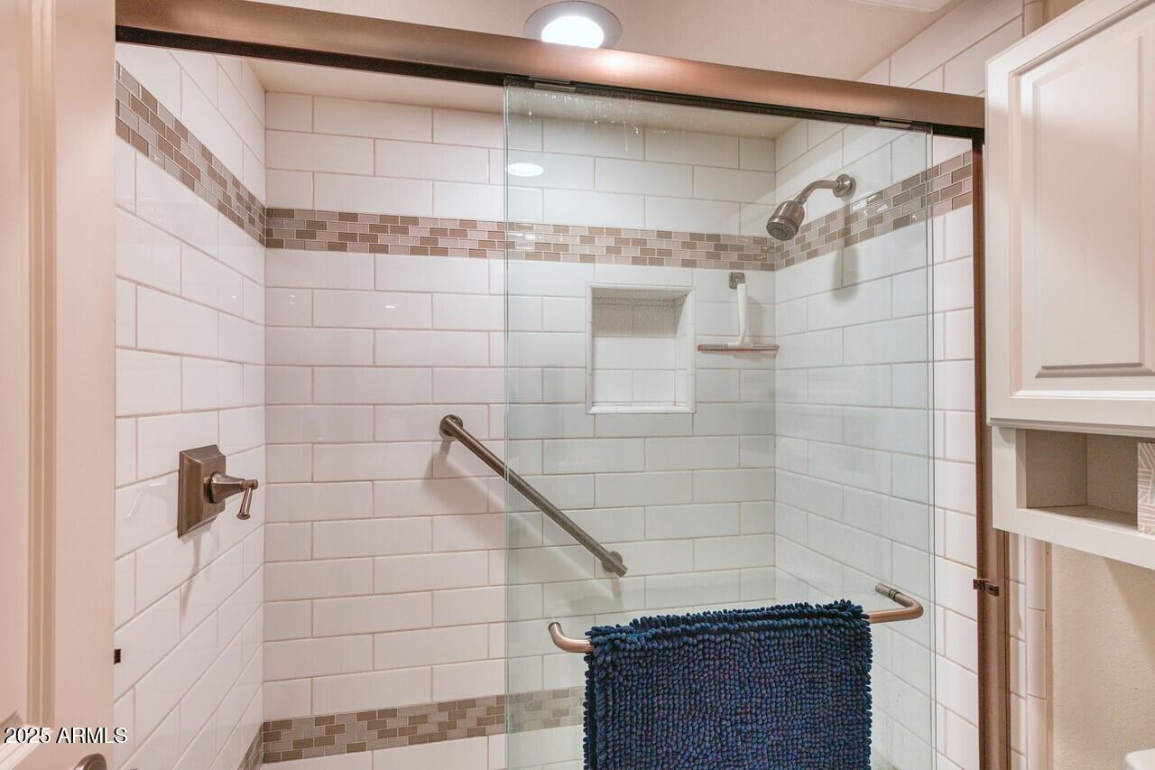 5221 North 24th Street, Unit 102 Phoenix, AZ 85016 - Photo 13 of 19 Tiled Shower