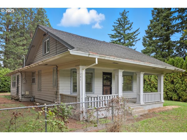 141 Northeast 188th Avenue Gresham, OR 97230 - Photo 2 of 31