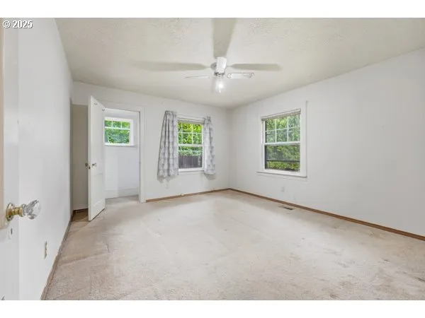 $334,900 | 141 Northeast 188th Avenue, Gresham, OR 97230