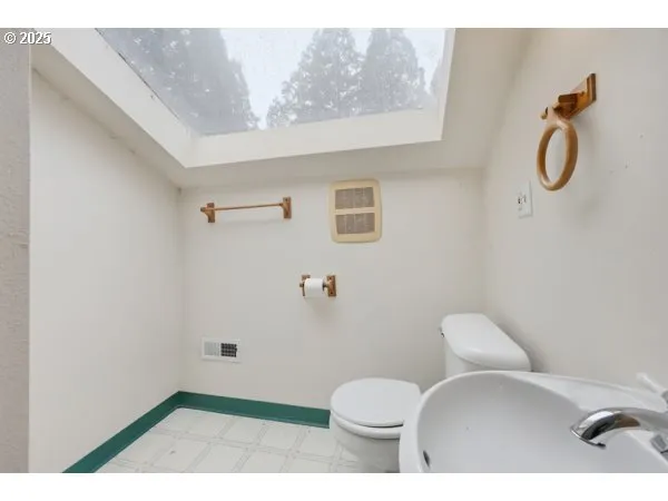 $334,900 | 141 Northeast 188th Avenue, Gresham, OR 97230