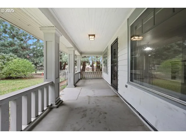 $334,900 | 141 Northeast 188th Avenue, Gresham, OR 97230