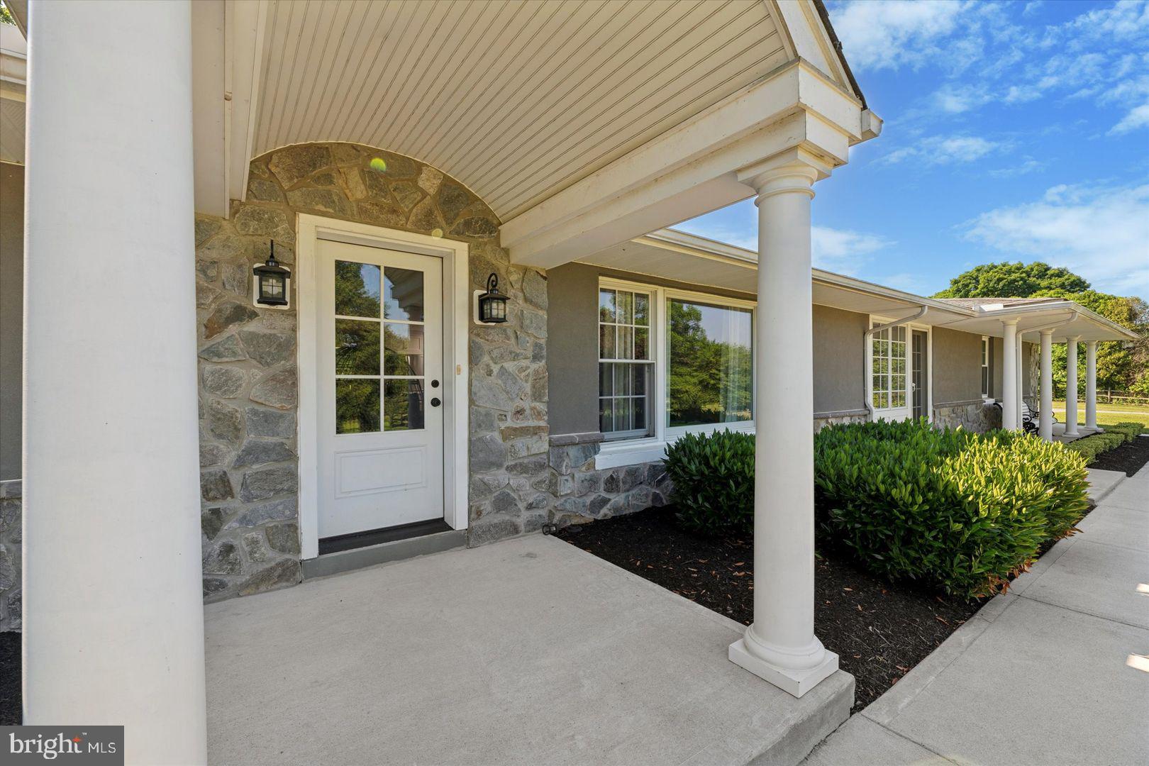 432 Webb Road Chadds Ford, PA 19317 - Photo 2 of 31