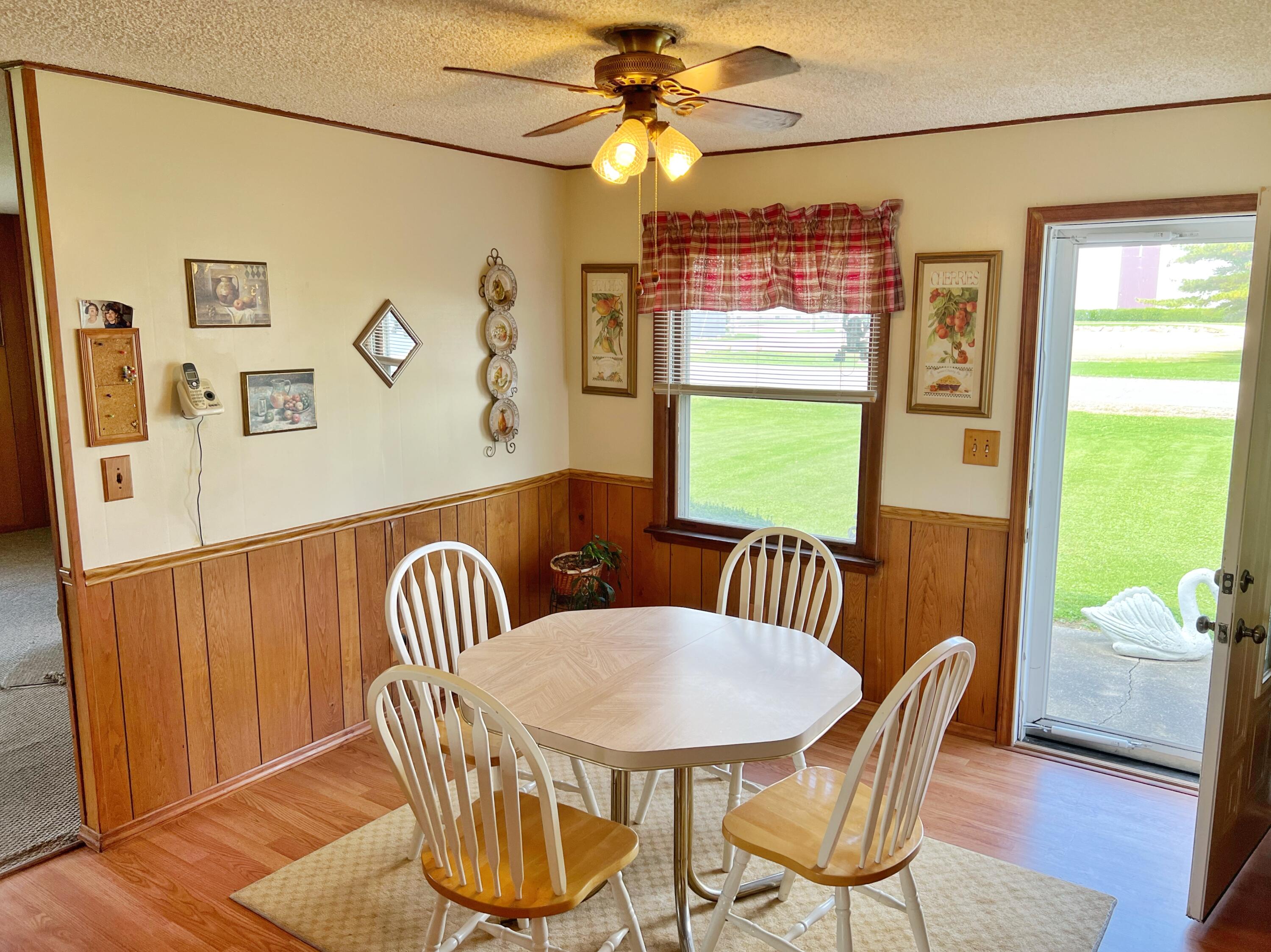 1528 Galbraith Line Road Yale, MI 48097 - Photo 7 of 11 IMG_7433