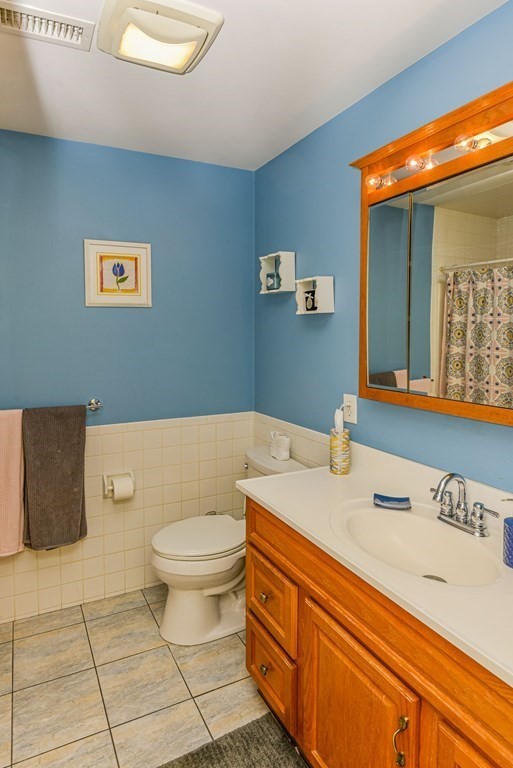217 Bonham Road Dedham, MA 02026 - Photo 23 of 36 Gallery Image 23