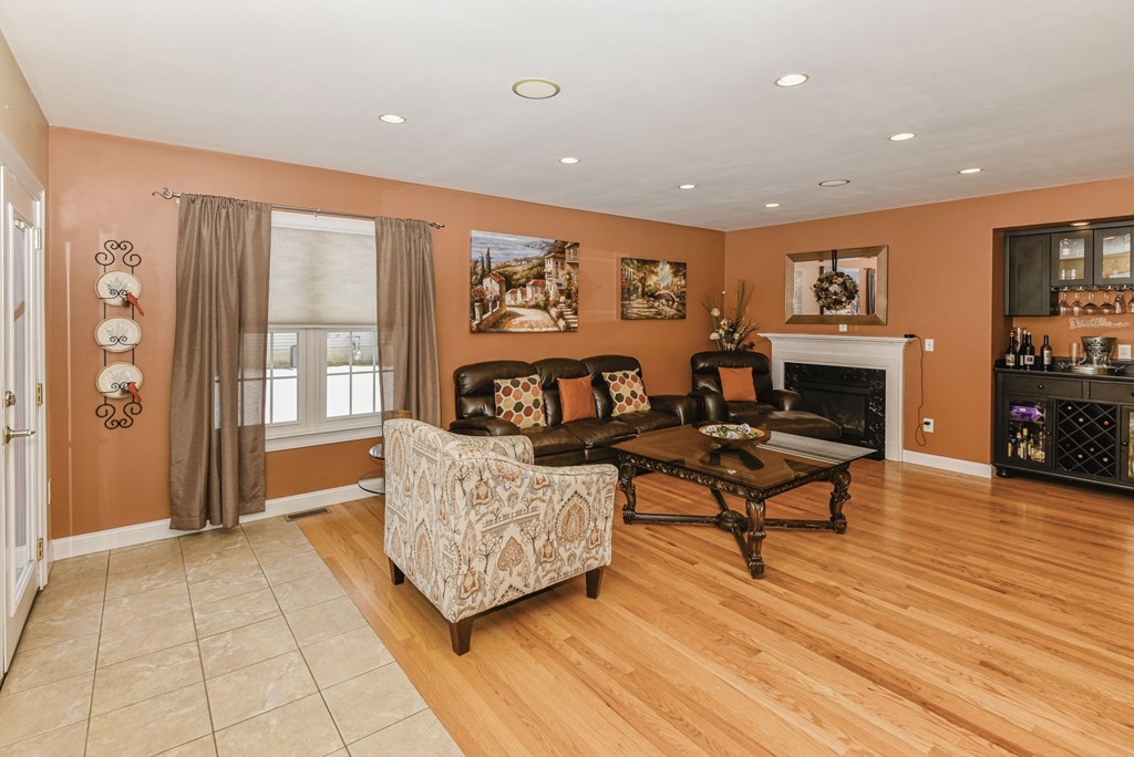 217 Bonham Road Dedham, MA 02026 - Photo 4 of 36 Gallery Image 4