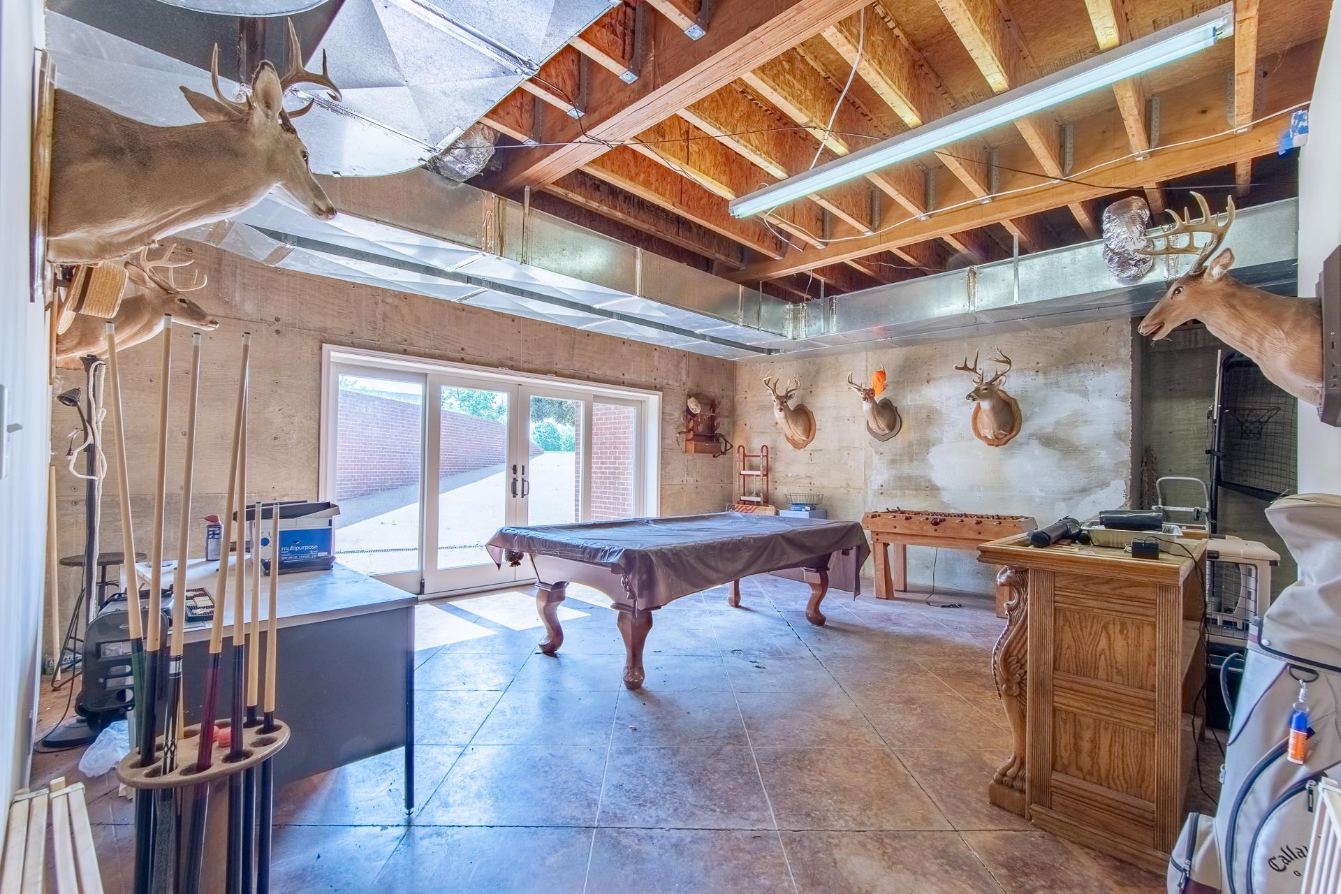 4265 Charlie Pounds Road Stantonville, TN 38379 - Photo 31 of 40 a living room with furniture a air conditioner vent and a window
