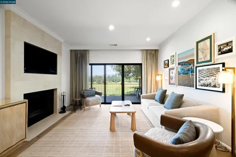 $1,275,000 | 850 Acorn Way, Napa, CA 94558