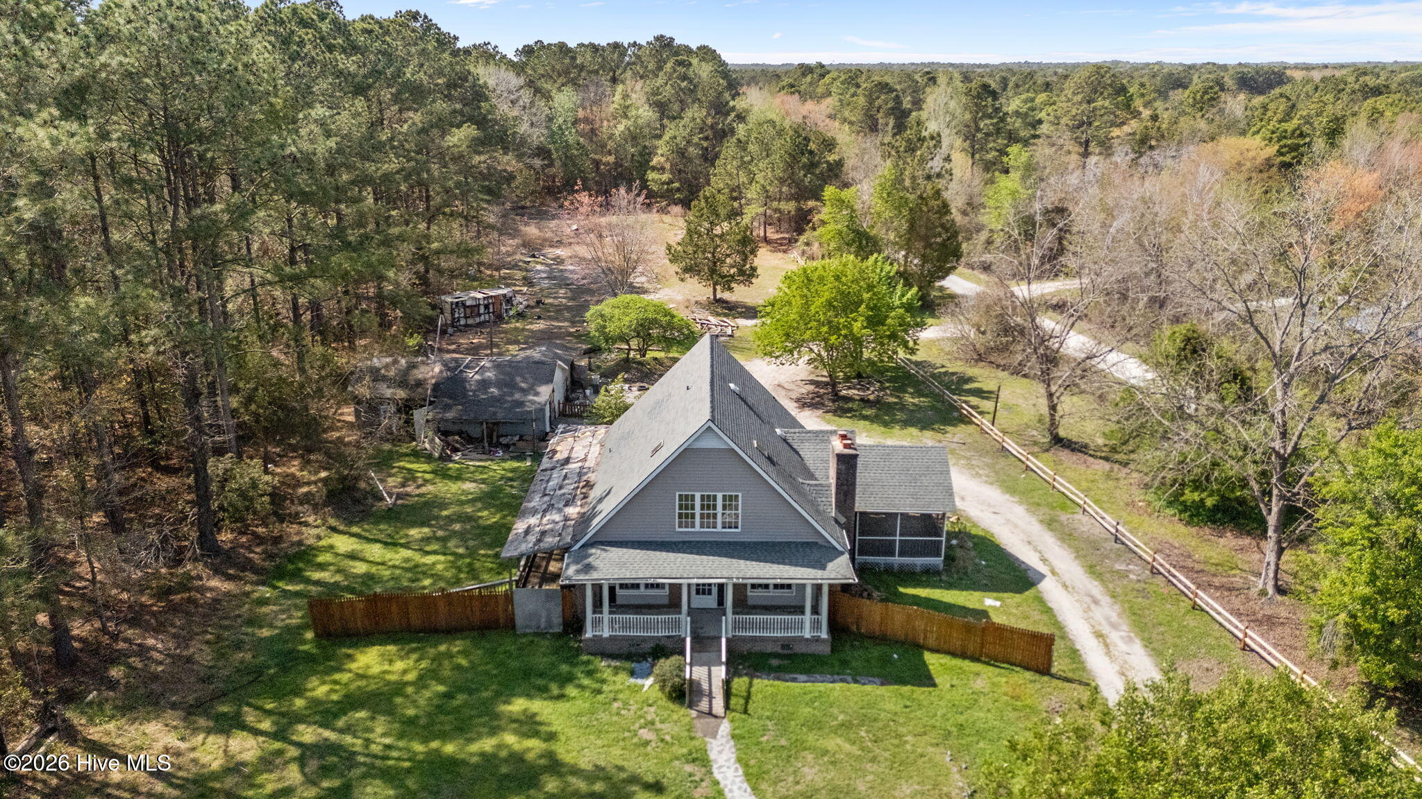 740 Broad Creek Road New Bern, NC 28560 - Photo 32 of 37 41-web-or-mls-DJI_20260401152001_0030_D