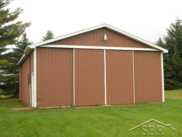 4911 North Hope Road Hope, MI 48628 - Photo 19 of 20 31264914-18.JPG