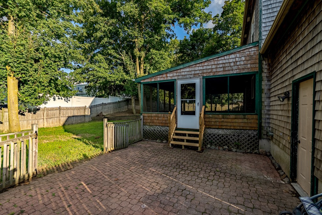 5 Ruzzi Street Cranston, RI 02920 - Photo 28 of 30 Gallery Image 28