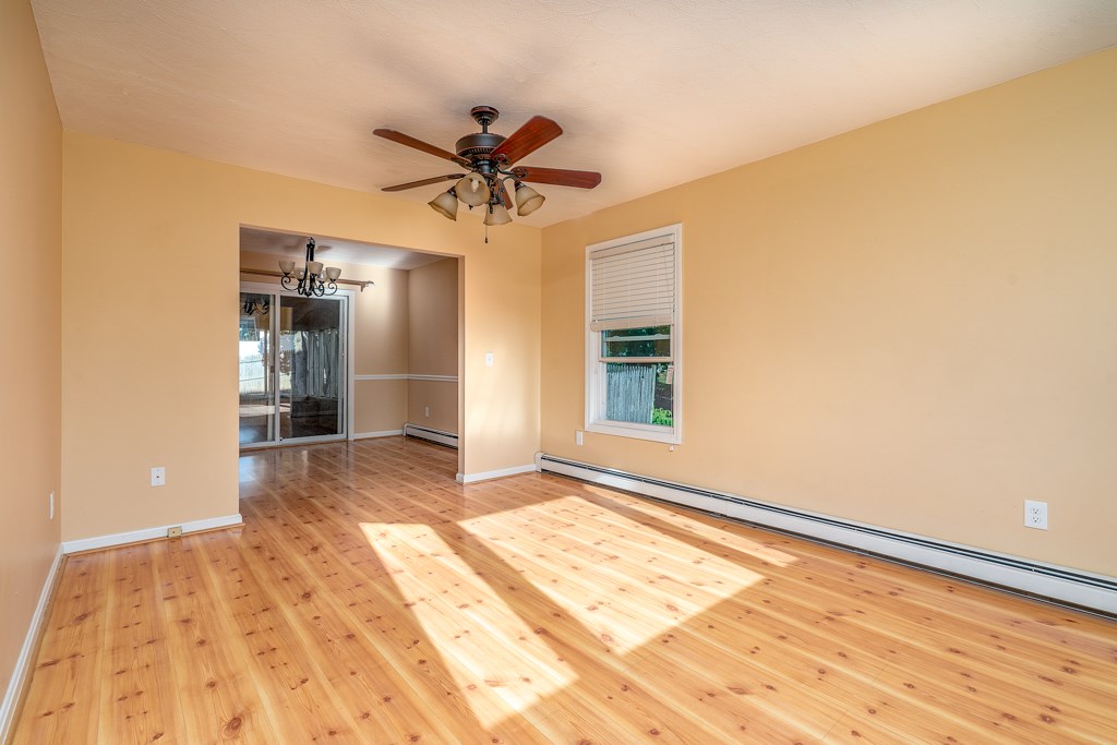 5 Ruzzi Street Cranston, RI 02920 - Photo 8 of 30 Gallery Image 8