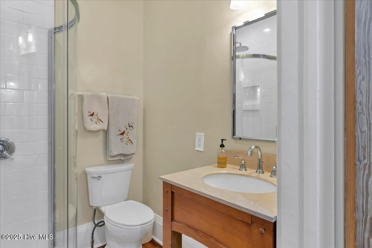260 North Ridge Street Southern Pines, NC 28387 - Photo 17 of 53 Main Floor Full Bathroom