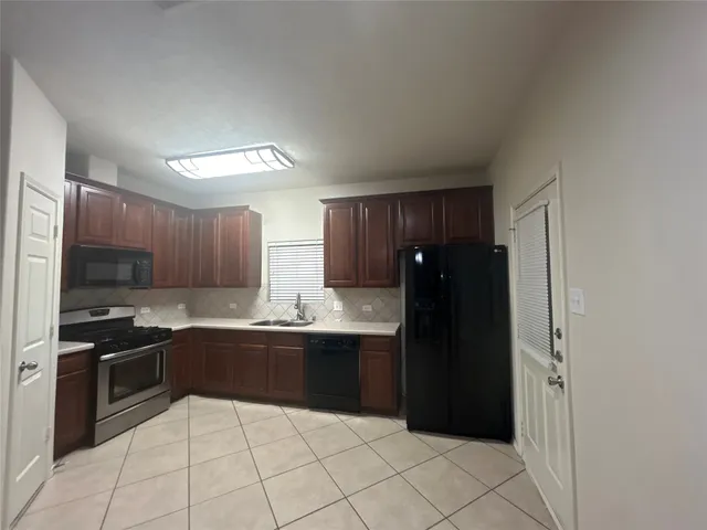 $2,300 | 14027 Blackfoot Trail Run, Cypress, TX 77429