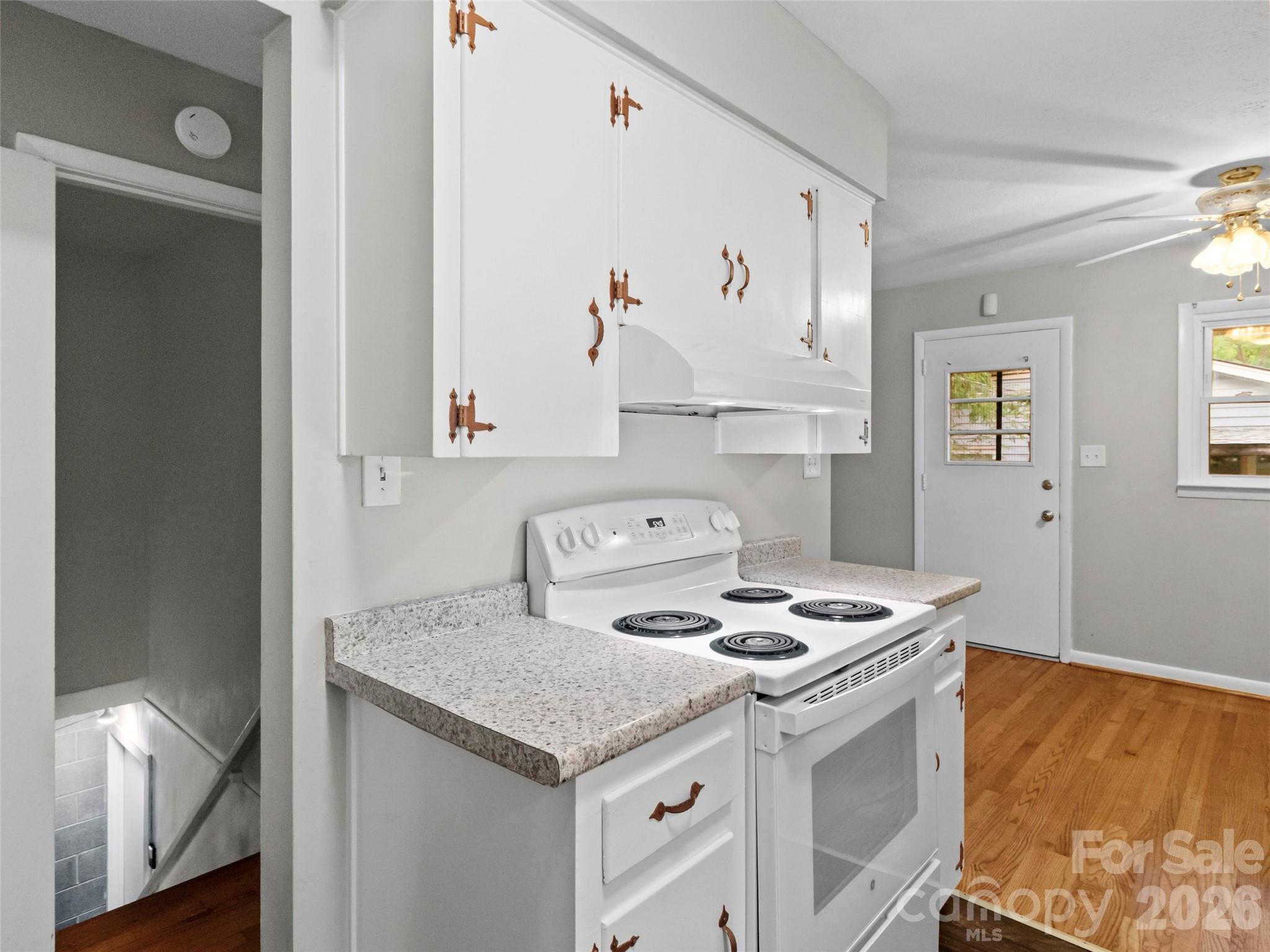 230 School Road East Asheville, NC 28803 - Photo 13 of 42