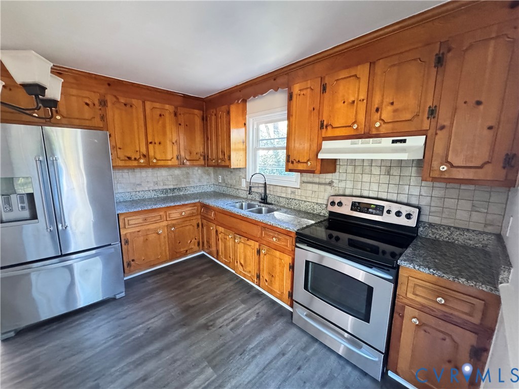 6407 Esskay Road North Chesterfield, VA 23234 - Photo 16 of 32