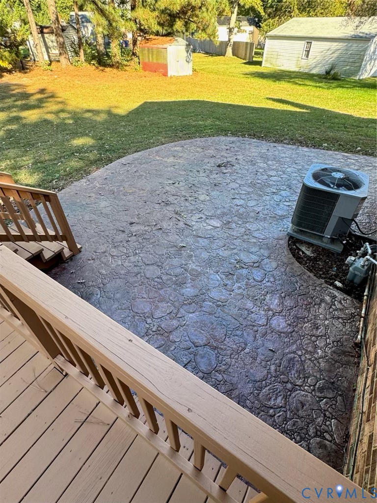 6407 Esskay Road North Chesterfield, VA 23234 - Photo 26 of 32