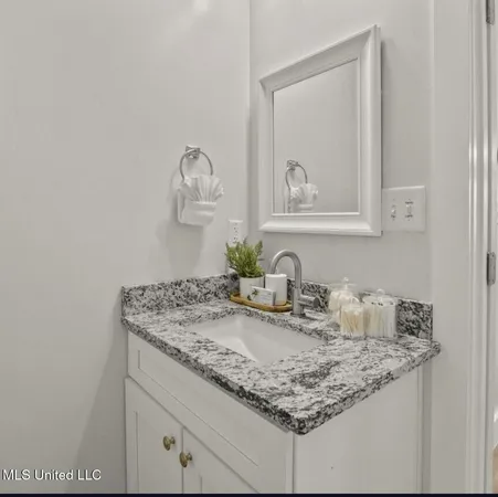 $2,700 | 56 Oak Alley Lane, Long Beach, MS 39560