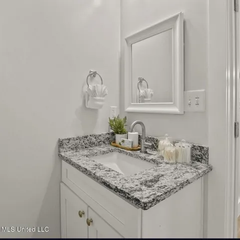 $2,700 | 56 Oak Alley Lane, Long Beach, MS 39560