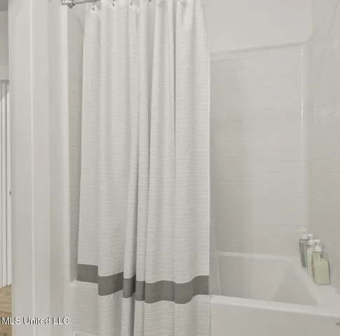 $2,700 | 56 Oak Alley Lane, Long Beach, MS 39560