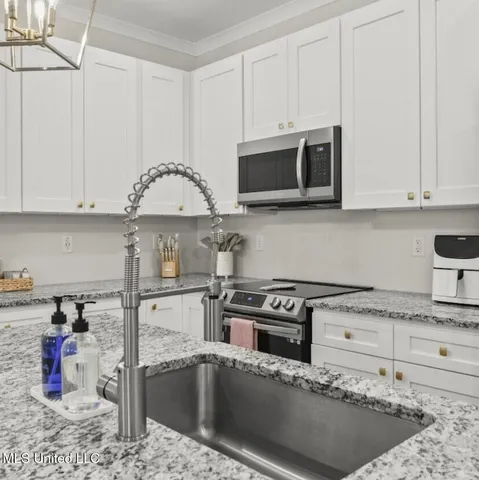 $2,700 | 56 Oak Alley Lane, Long Beach, MS 39560