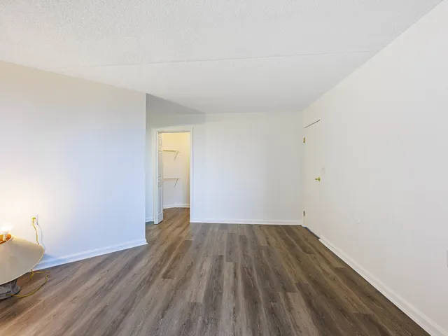 $130,000 | 1750 North Marywood Avenue, Unit 405, Aurora, IL 60505